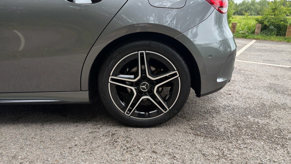 Mercedes-Benz A-Class A180 AMG Line Executive Edition 5dr Auto Petrol Hatchback - Image 28