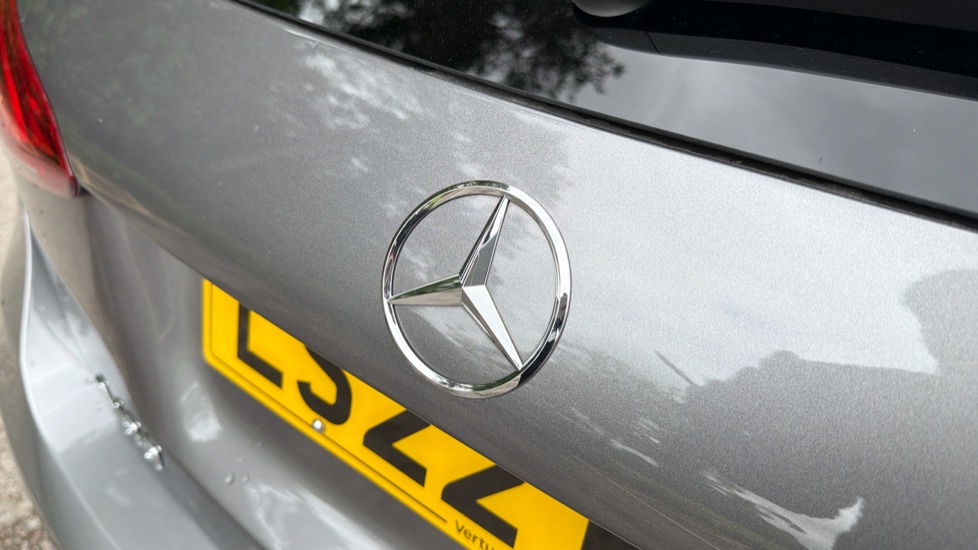 Mercedes-Benz A-Class A180 AMG Line Executive Edition 5dr Auto Petrol Hatchback - Image 34