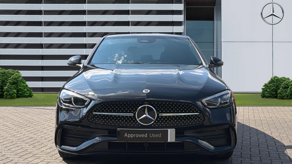 Mercedes-Benz C-Class C300e Urban Edition 4dr 9G-Tronic Saloon - Image 3