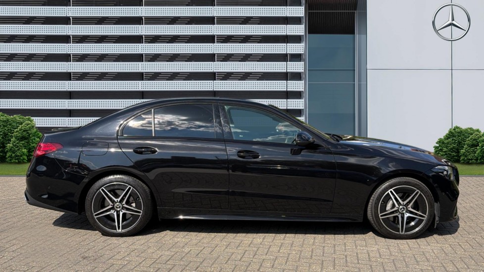 Mercedes-Benz C-Class C300e Urban Edition 4dr 9G-Tronic Saloon - Image 5