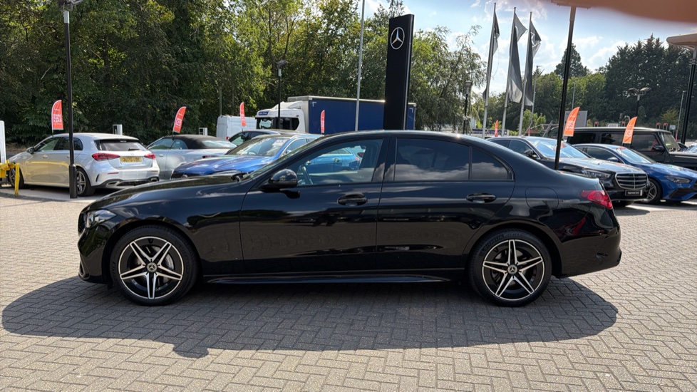 Mercedes-Benz C-Class C300e Urban Edition 4dr 9G-Tronic Saloon - Image 26
