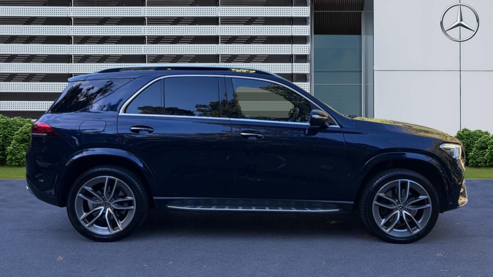 Mercedes-Benz GLE 400d 4Matic AMG Line Prem + 5dr 9G-Tron [7 St] Diesel Estate - Image 5