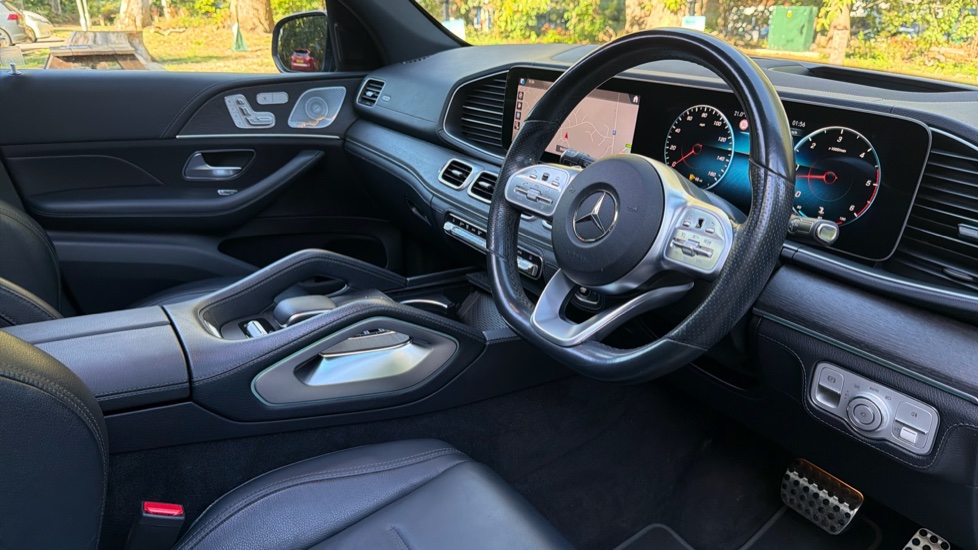 Mercedes-Benz GLE 400d 4Matic AMG Line Prem + 5dr 9G-Tron [7 St] Diesel Estate - Image 11