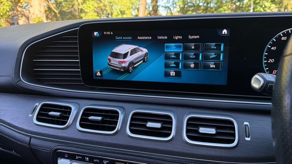 Mercedes-Benz GLE 400d 4Matic AMG Line Prem + 5dr 9G-Tron [7 St] Diesel Estate - Image 23