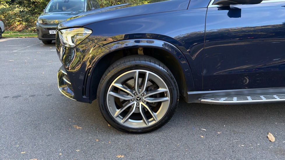 Mercedes-Benz GLE 400d 4Matic AMG Line Prem + 5dr 9G-Tron [7 St] Diesel Estate - Image 32