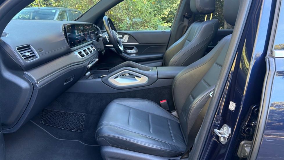 Mercedes-Benz GLE 400d 4Matic AMG Line Prem + 5dr 9G-Tron [7 St] Diesel Estate - Image 33