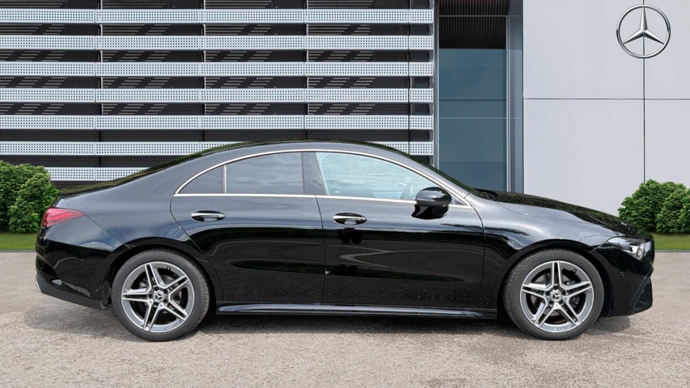 Mercedes-Benz CLA 180 AMG Line Executive 4dr Tip Auto Petrol Saloon - Image 5