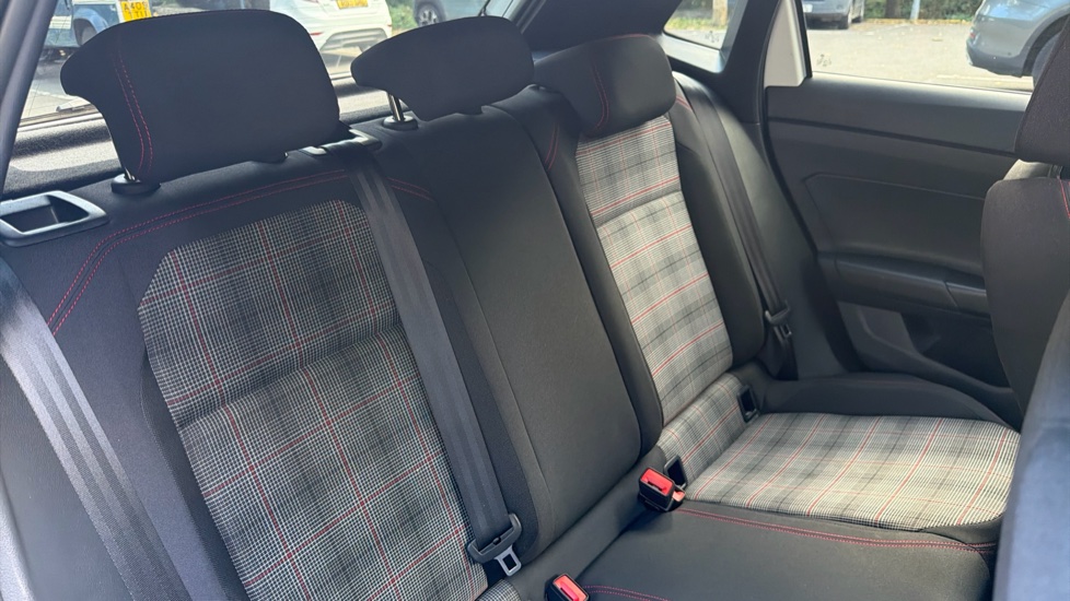 Volkswagen Polo 2.0 TSI GTI 5dr DSG Petrol Hatchback - Image 16
