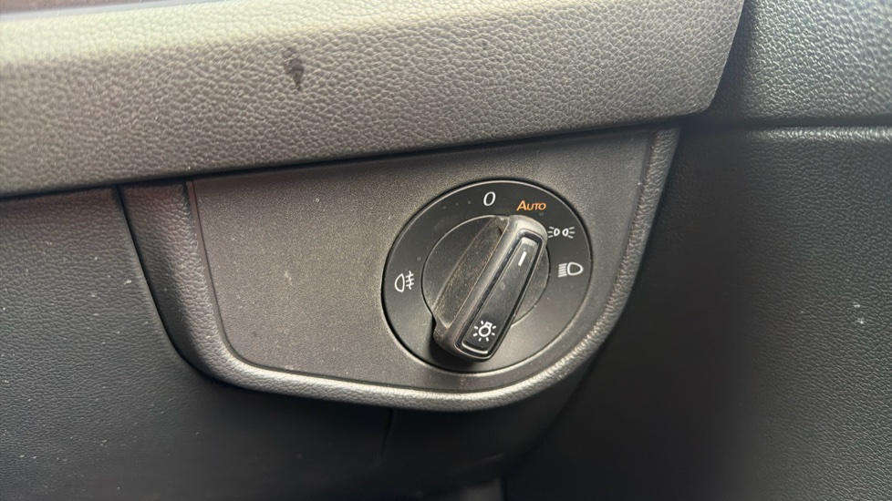 Volkswagen Polo 2.0 TSI GTI 5dr DSG Petrol Hatchback - Image 42