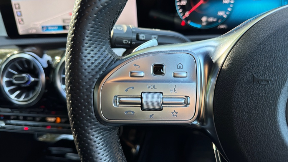 Mercedes-Benz CLA 250e AMG Line Premium 5dr Tip Auto Estate - Image 19