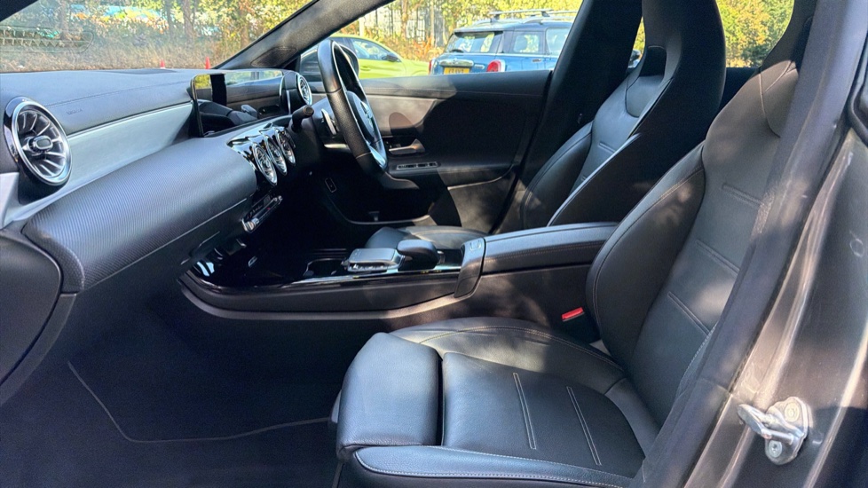 Mercedes-Benz CLA 250e AMG Line Premium 5dr Tip Auto Estate - Image 27