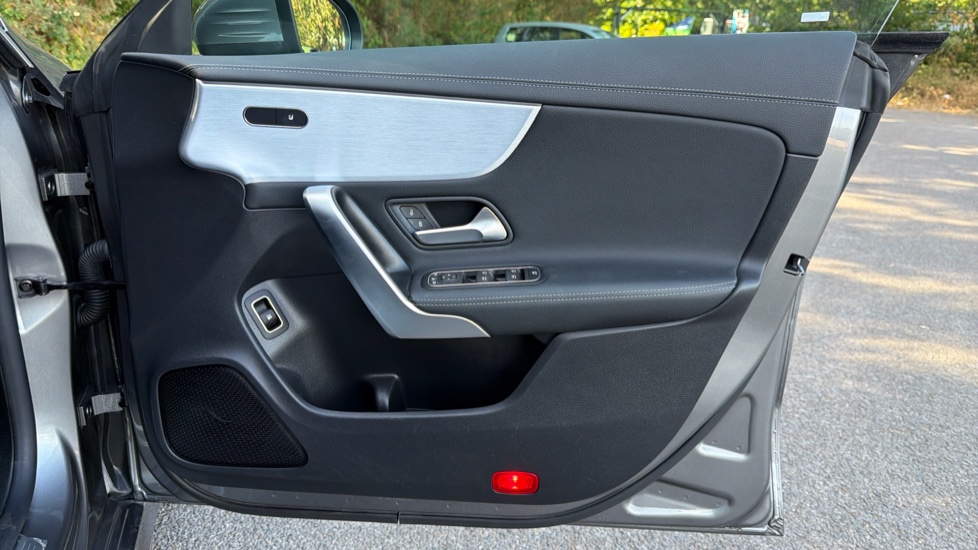 Mercedes-Benz CLA 250e AMG Line Premium 5dr Tip Auto Estate - Image 36