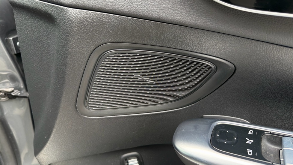Mercedes-Benz C-Class C200 Sport 5dr 9G-Tronic Petrol Estate - Image 41