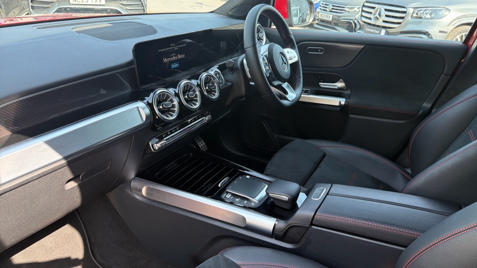 Mercedes-Benz GLB 200 AMG Line Executive 5dr 7G-Tronic Petrol Estate - Image 9