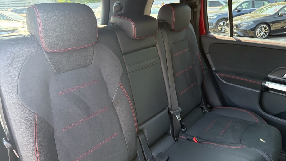 Mercedes-Benz GLB 200 AMG Line Executive 5dr 7G-Tronic Petrol Estate - Image 16