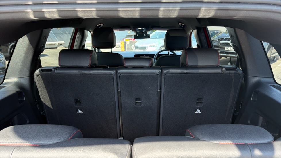 Mercedes-Benz GLB 200 AMG Line Executive 5dr 7G-Tronic Petrol Estate - Image 21
