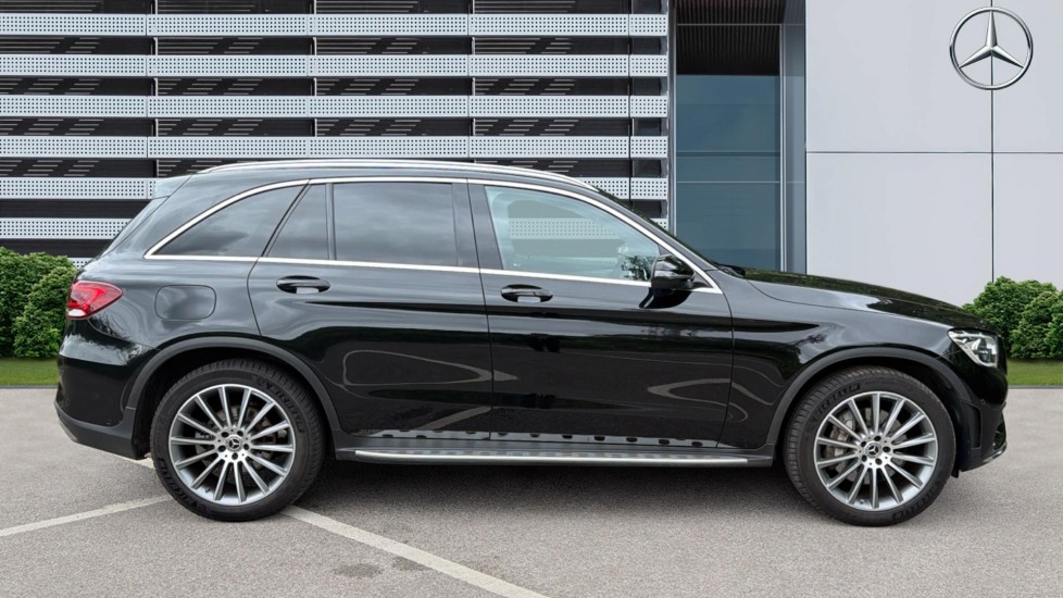 Mercedes-Benz GLC 300d 4Matic AMG Line Premium 5dr 9G-Tronic Diesel Estate - Image 5
