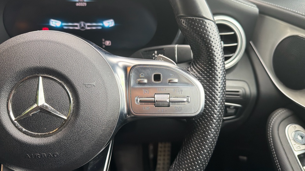 Mercedes-Benz GLC 300d 4Matic AMG Line Premium 5dr 9G-Tronic Diesel Estate - Image 38