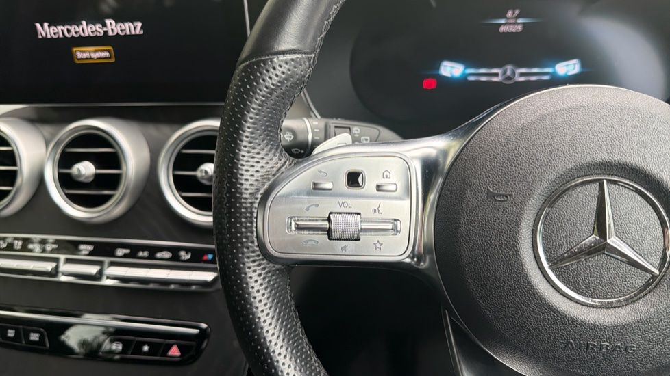 Mercedes-Benz GLC 300d 4Matic AMG Line Premium 5dr 9G-Tronic Diesel Estate - Image 39