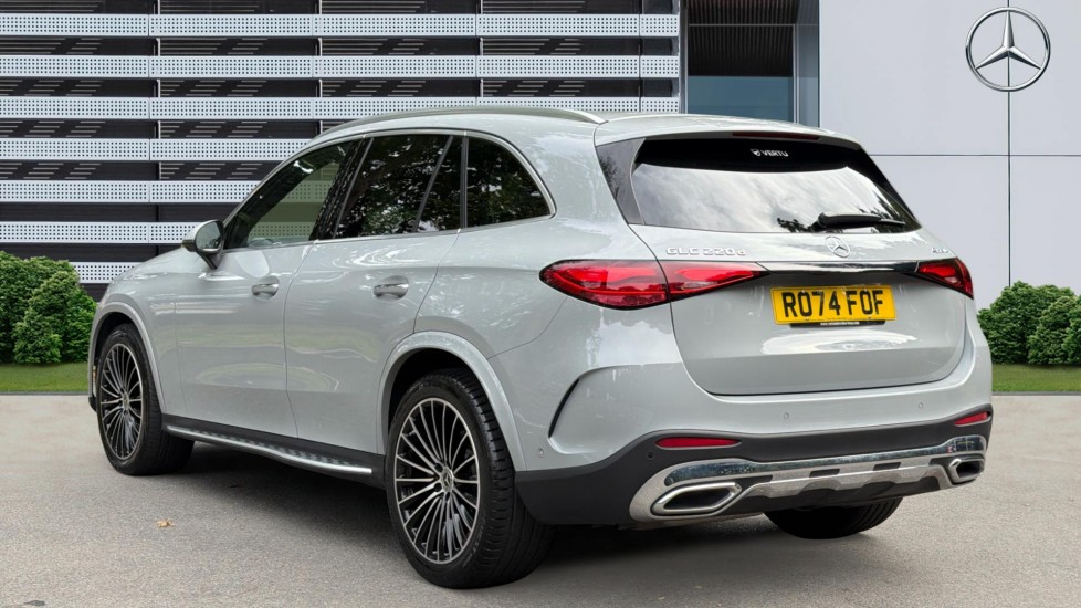 Mercedes-Benz GLC 220d 4Matic AMG Line Premium + 5dr 9G-Tronic Diesel Estate - Image 2
