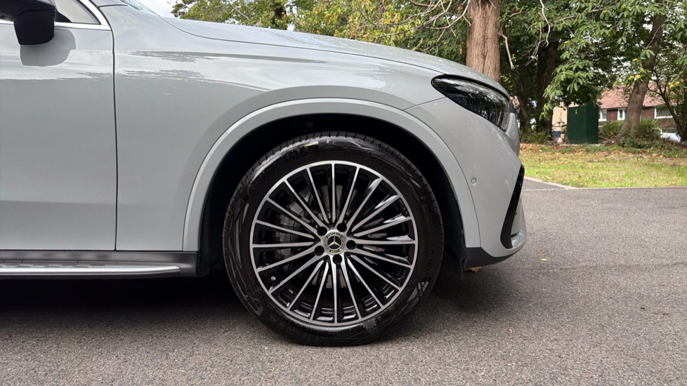 Mercedes-Benz GLC 220d 4Matic AMG Line Premium + 5dr 9G-Tronic Diesel Estate - Image 7