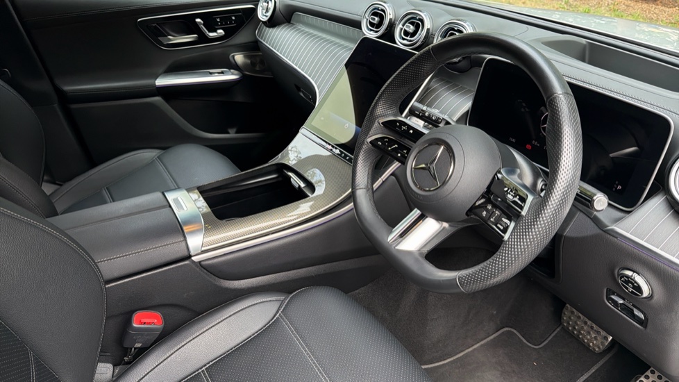Mercedes-Benz GLC 220d 4Matic AMG Line Premium + 5dr 9G-Tronic Diesel Estate - Image 11