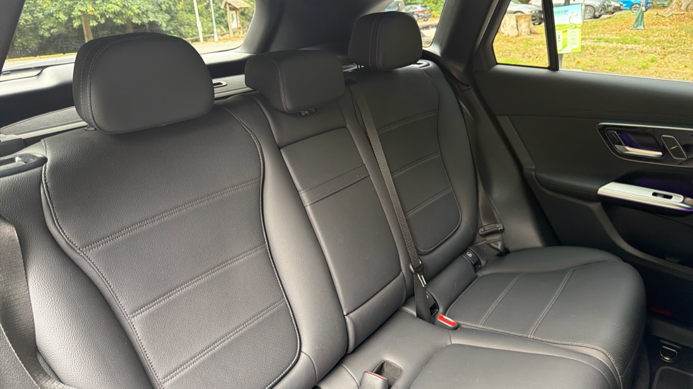 Mercedes-Benz GLC 220d 4Matic AMG Line Premium + 5dr 9G-Tronic Diesel Estate - Image 16