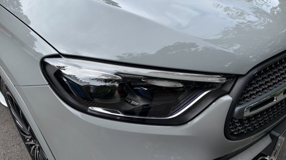 Mercedes-Benz GLC 220d 4Matic AMG Line Premium + 5dr 9G-Tronic Diesel Estate - Image 23