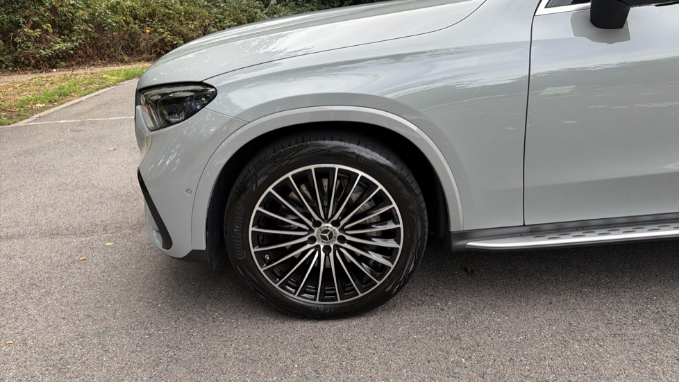 Mercedes-Benz GLC 220d 4Matic AMG Line Premium + 5dr 9G-Tronic Diesel Estate - Image 28