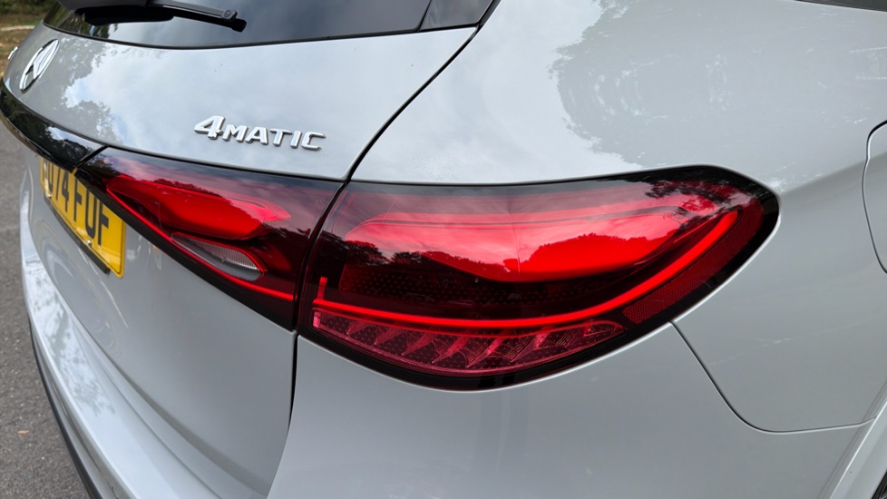 Mercedes-Benz GLC 220d 4Matic AMG Line Premium + 5dr 9G-Tronic Diesel Estate - Image 42