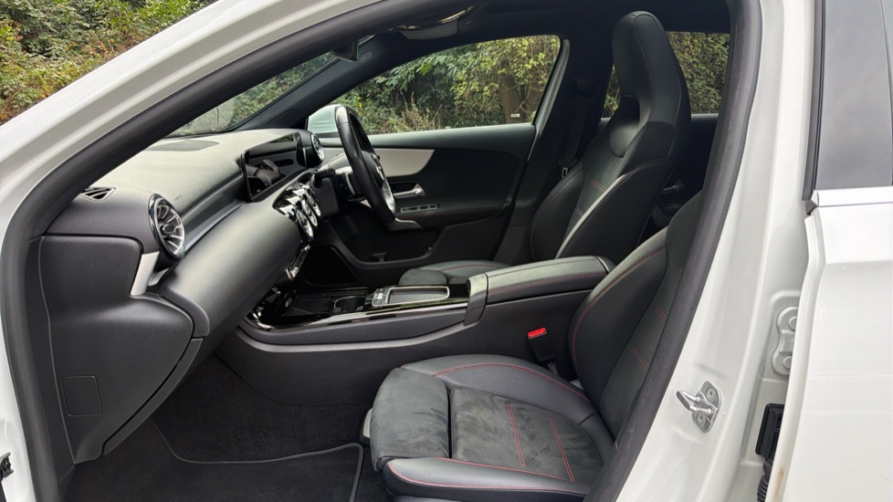 Mercedes-Benz A-Class A180 AMG Line Premium Plus 5dr Auto Petrol Hatchback - Image 21