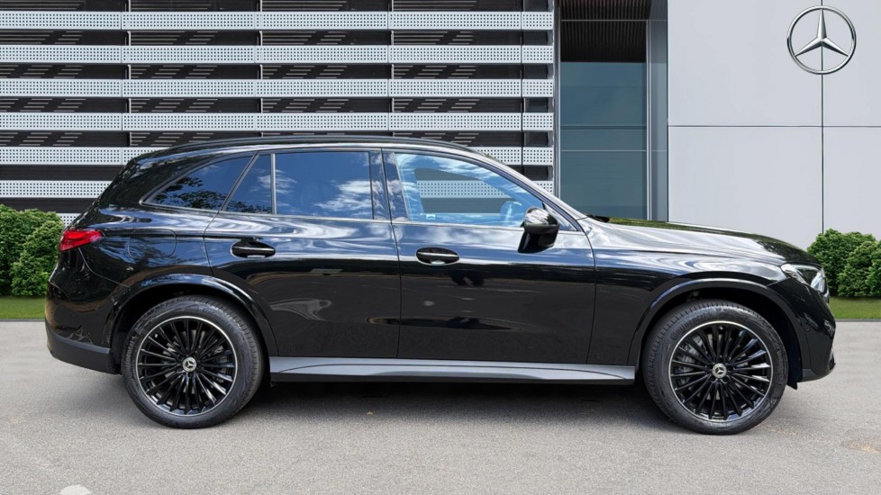 Mercedes-Benz GLC 300de 4Matic Urban Edition 5dr 9G-Tronic Estate - Image 5