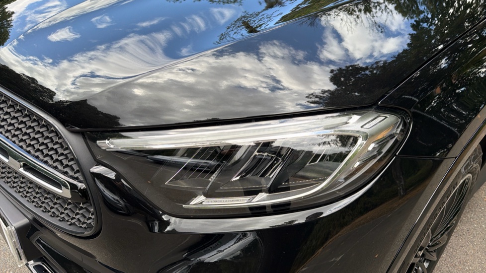 Mercedes-Benz GLC 300de 4Matic Urban Edition 5dr 9G-Tronic Estate - Image 26