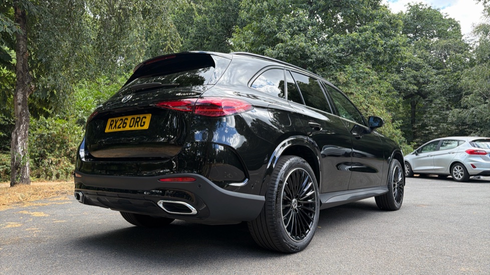 Mercedes-Benz GLC 300de 4Matic Urban Edition 5dr 9G-Tronic Estate - Image 32