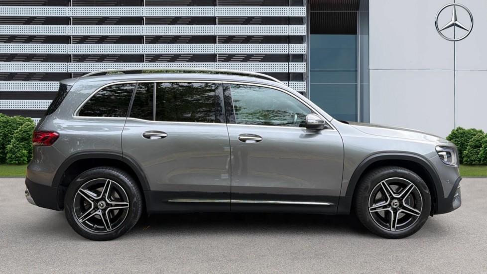 Mercedes-Benz GLB 220d 4Matic AMG Line Premium 5dr 8G-Tronic Diesel Estate - Image 5
