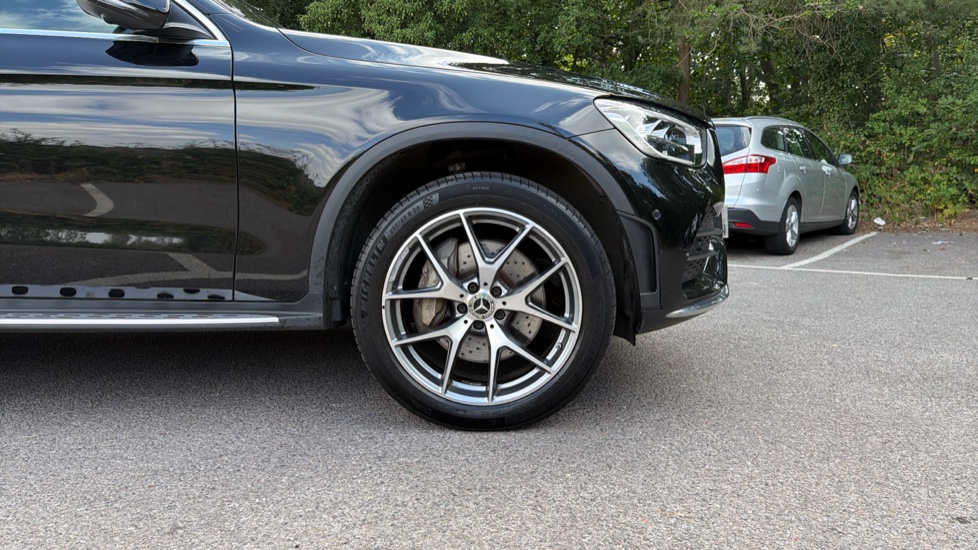 Mercedes-Benz GLC 300e 4Matic AMG Line Prem Plus 5dr 9G-Tronic Estate - Image 7