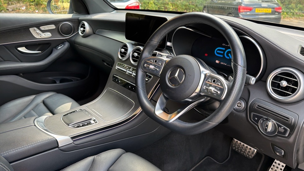 Mercedes-Benz GLC 300e 4Matic AMG Line Prem Plus 5dr 9G-Tronic Estate - Image 11