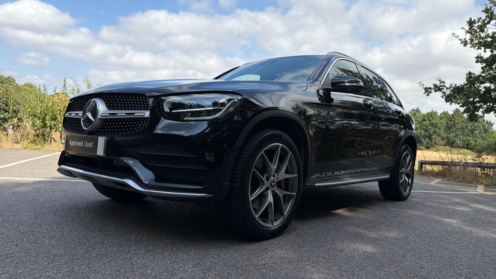 Mercedes-Benz GLC 300e 4Matic AMG Line Prem Plus 5dr 9G-Tronic Estate - Image 25
