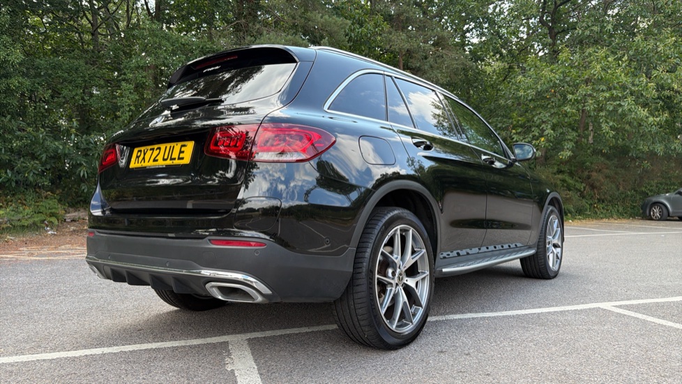 Mercedes-Benz GLC 300e 4Matic AMG Line Prem Plus 5dr 9G-Tronic Estate - Image 33