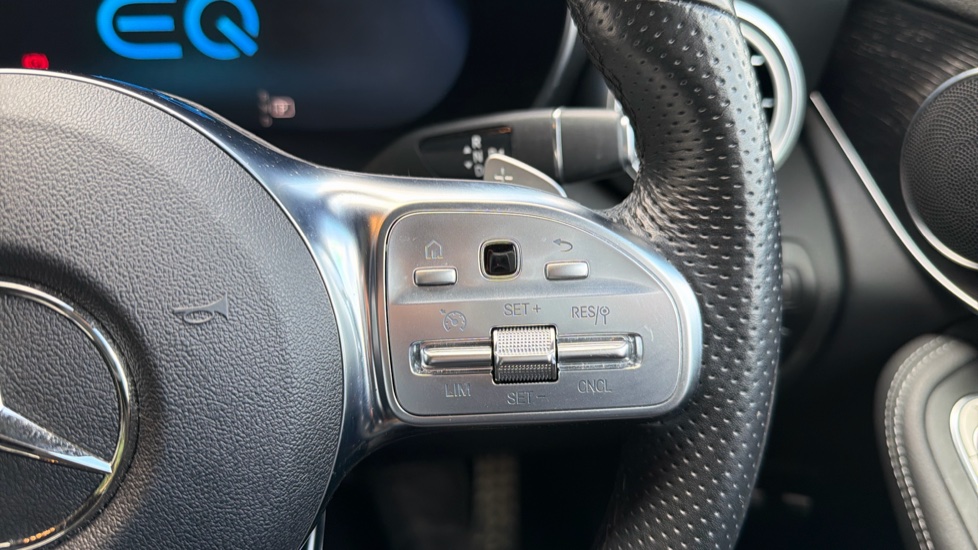 Mercedes-Benz GLC 300e 4Matic AMG Line Prem Plus 5dr 9G-Tronic Estate - Image 41