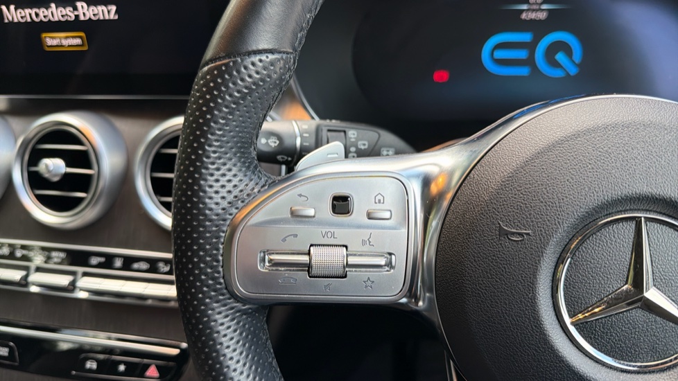 Mercedes-Benz GLC 300e 4Matic AMG Line Prem Plus 5dr 9G-Tronic Estate - Image 42