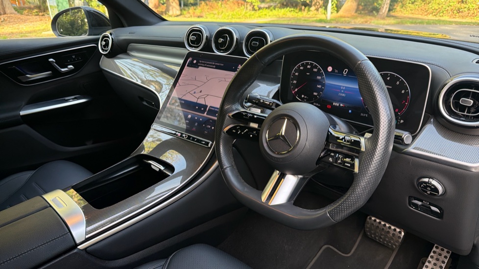 Mercedes-Benz GLC 300 4Matic AMG Line Premium 5dr 9G-Tronic Petrol Estate - Image 11