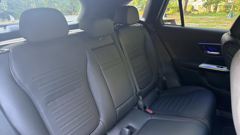 Mercedes-Benz GLC 300 4Matic AMG Line Premium 5dr 9G-Tronic Petrol Estate - Image 16