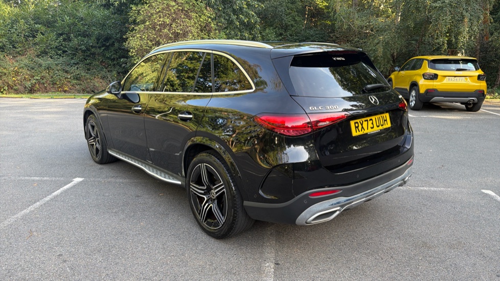 Mercedes-Benz GLC 300 4Matic AMG Line Premium 5dr 9G-Tronic Petrol Estate - Image 21