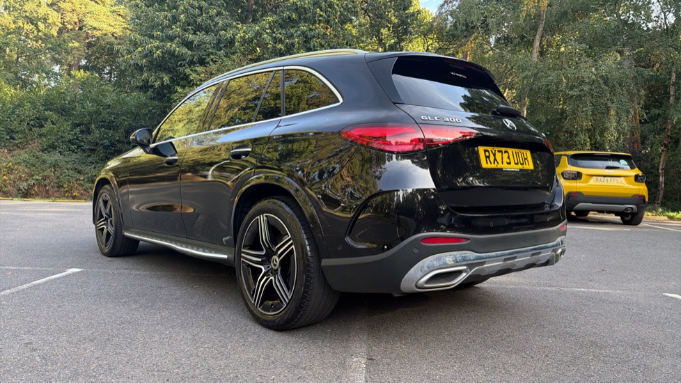 Mercedes-Benz GLC 300 4Matic AMG Line Premium 5dr 9G-Tronic Petrol Estate - Image 22