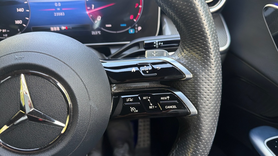 Mercedes-Benz GLC 300 4Matic AMG Line Premium 5dr 9G-Tronic Petrol Estate - Image 36