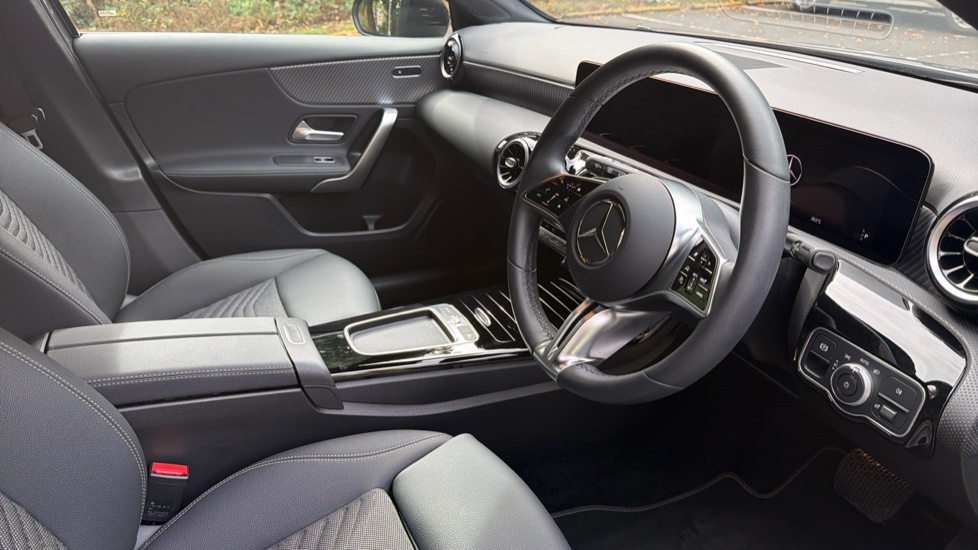 Mercedes-Benz A-Class A180 Sport Edition 5dr Auto Petrol Hatchback - Image 11