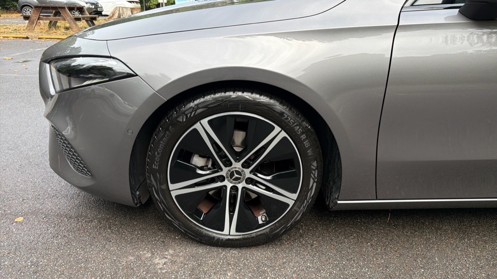 Mercedes-Benz A-Class A180 Sport Edition 5dr Auto Petrol Hatchback - Image 28