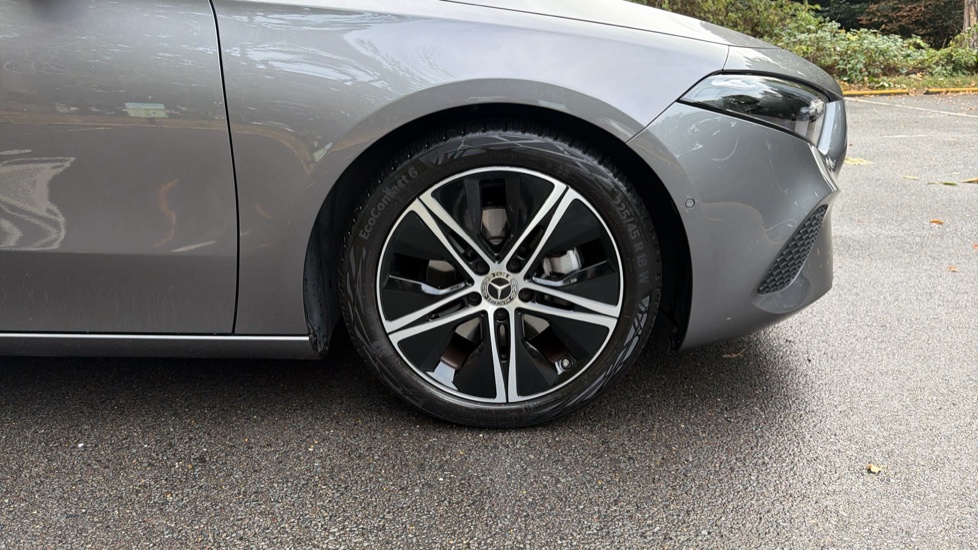 Mercedes-Benz A-Class A180 Sport Edition 5dr Auto Petrol Hatchback - Image 43