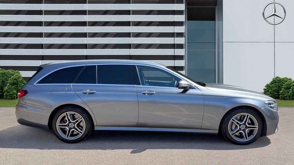 Mercedes-Benz E-Class E300de AMG Line Premium 5dr 9G-Tronic Estate - Image 5